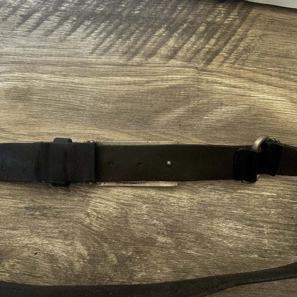 Giorgio Armani Men's Leather Belt With Silver Tone Buckle Engraved Logo 39 Inch